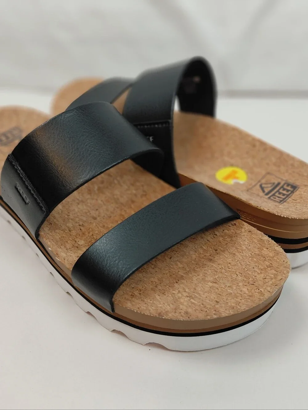 Reef Cushion Vista Hi Sandals Size 9 Black